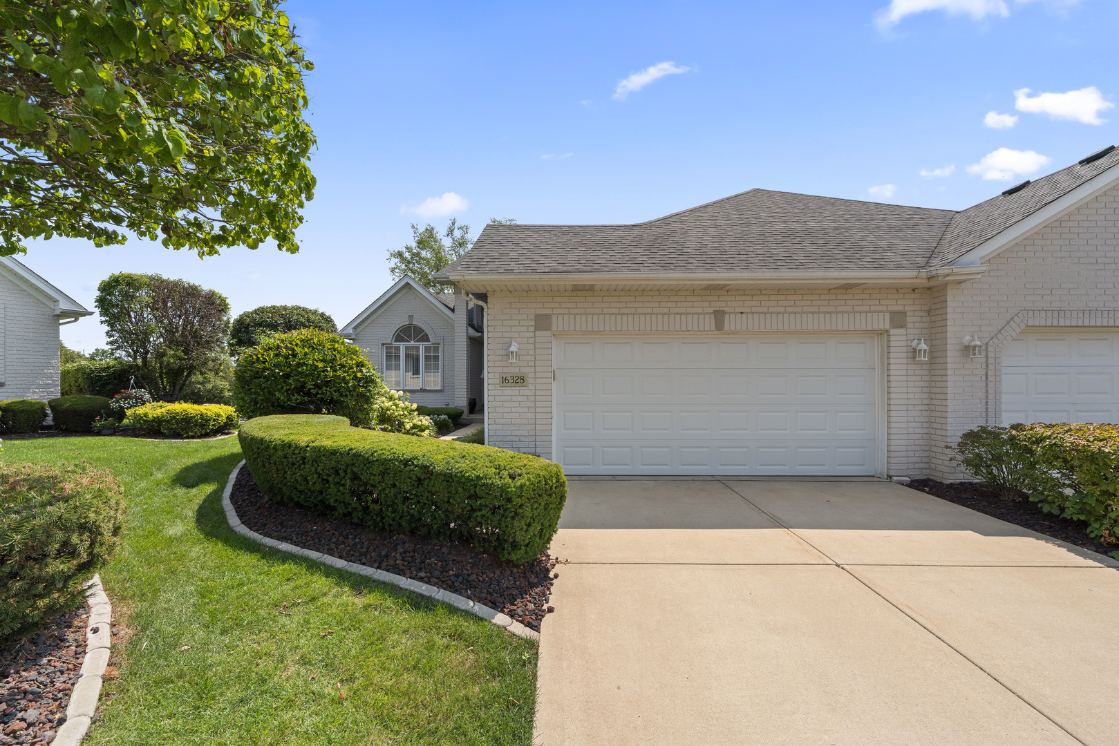 16328 Bob White Circle, Orland Park, IL 60467
