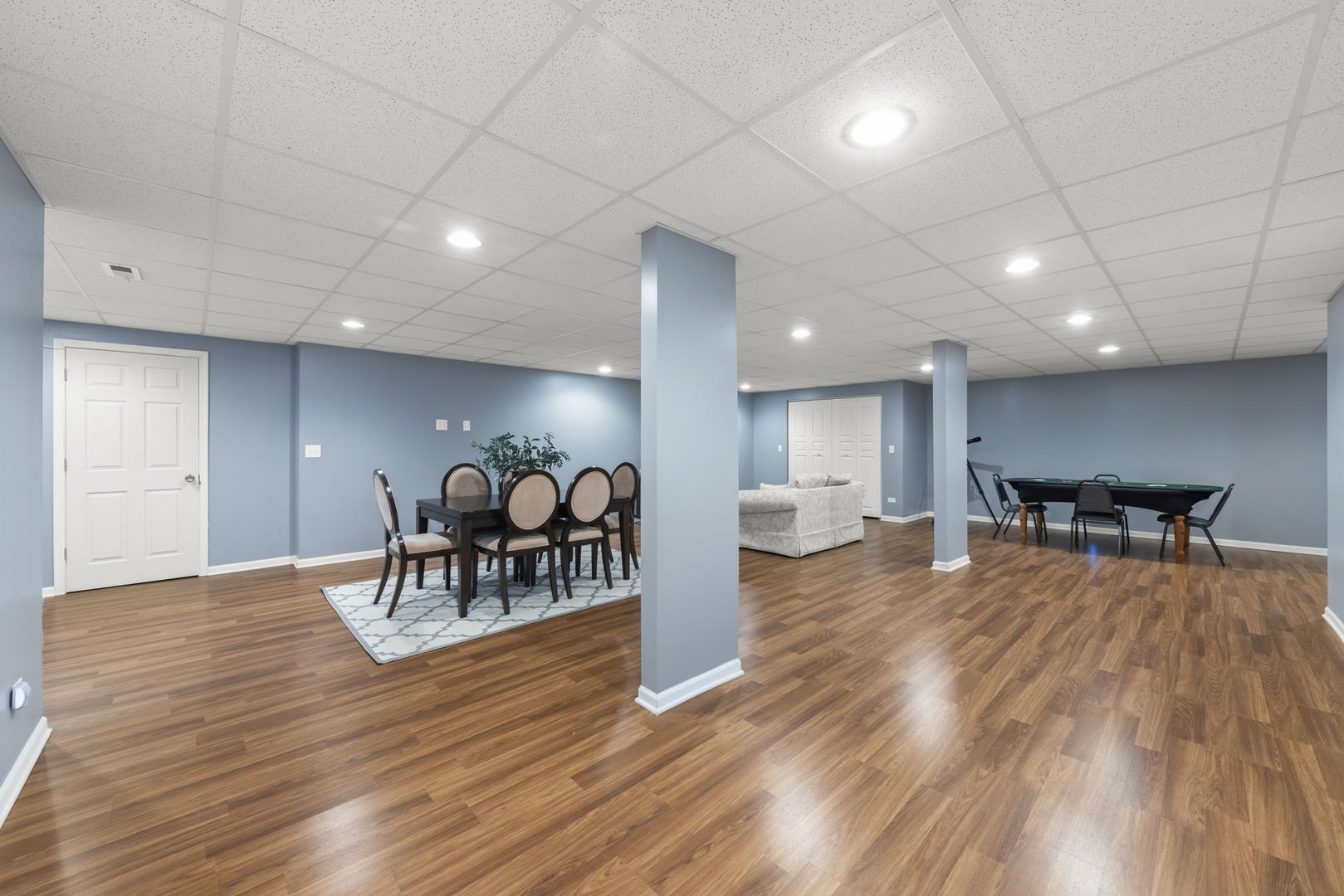 929 Fairmont Road, Pingree Grove, IL 60140