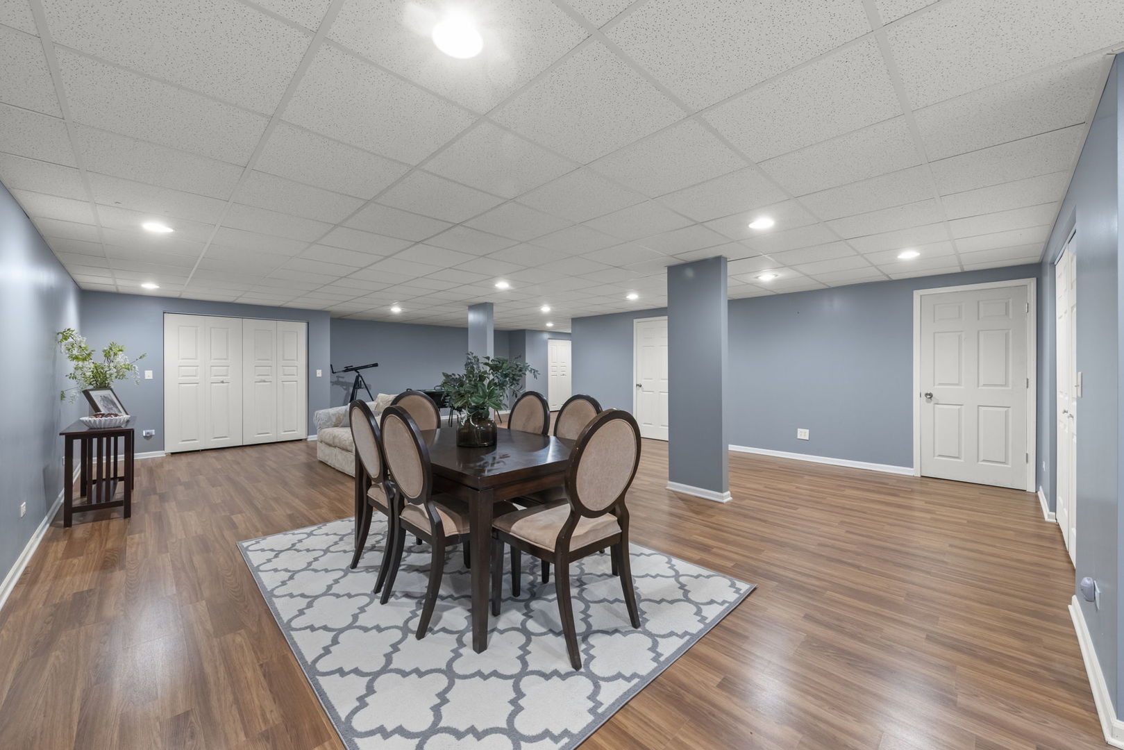 929 Fairmont Road, Pingree Grove, IL 60140