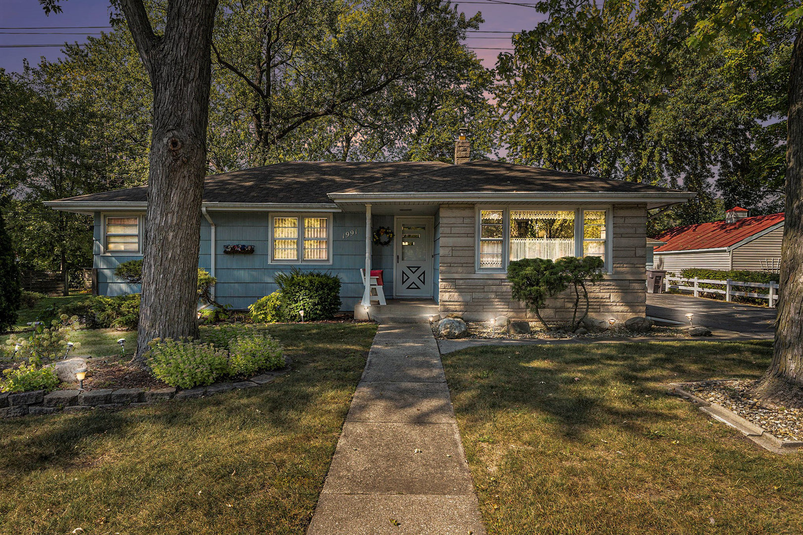 1991 Indiana Avenue, Lansing, IL 60438