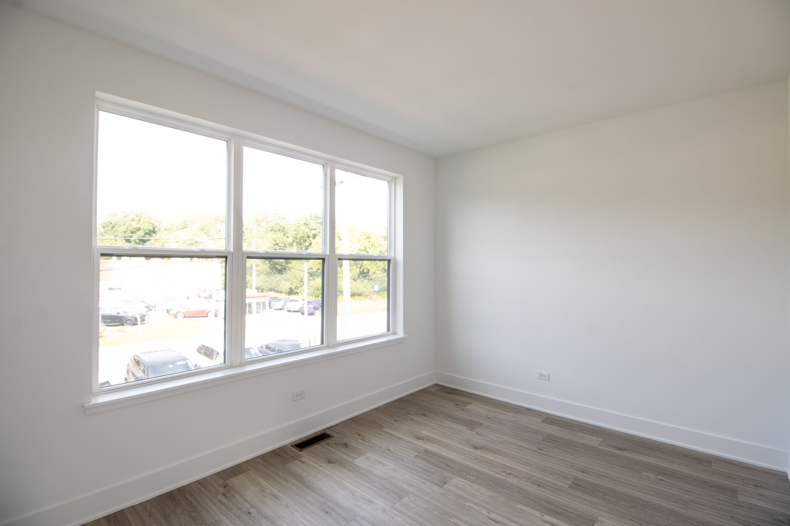 8380 Miami Avenue, Morton Grove, IL 60053