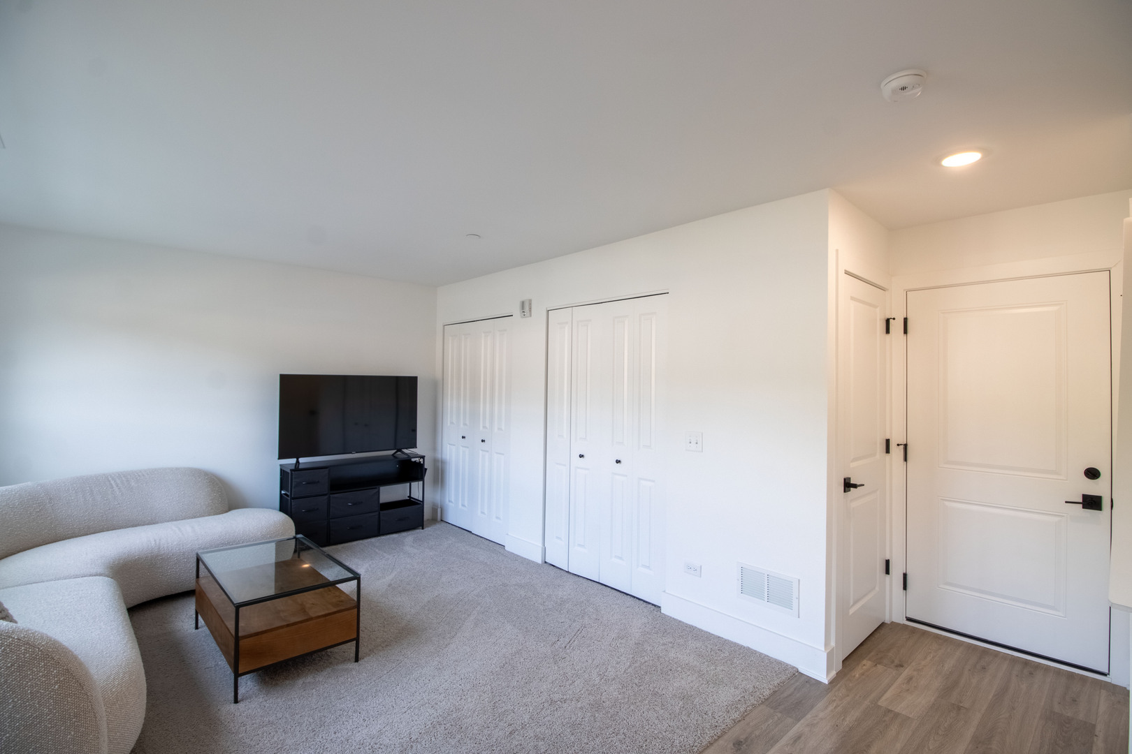 8380 Miami Avenue, Morton Grove, IL 60053