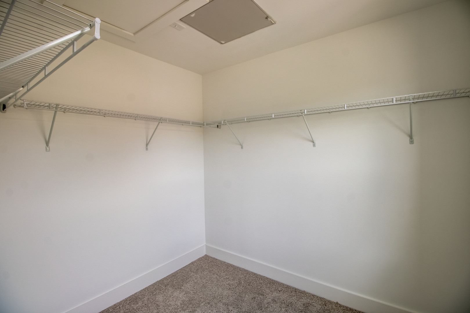 8380 Miami Avenue, Morton Grove, IL 60053