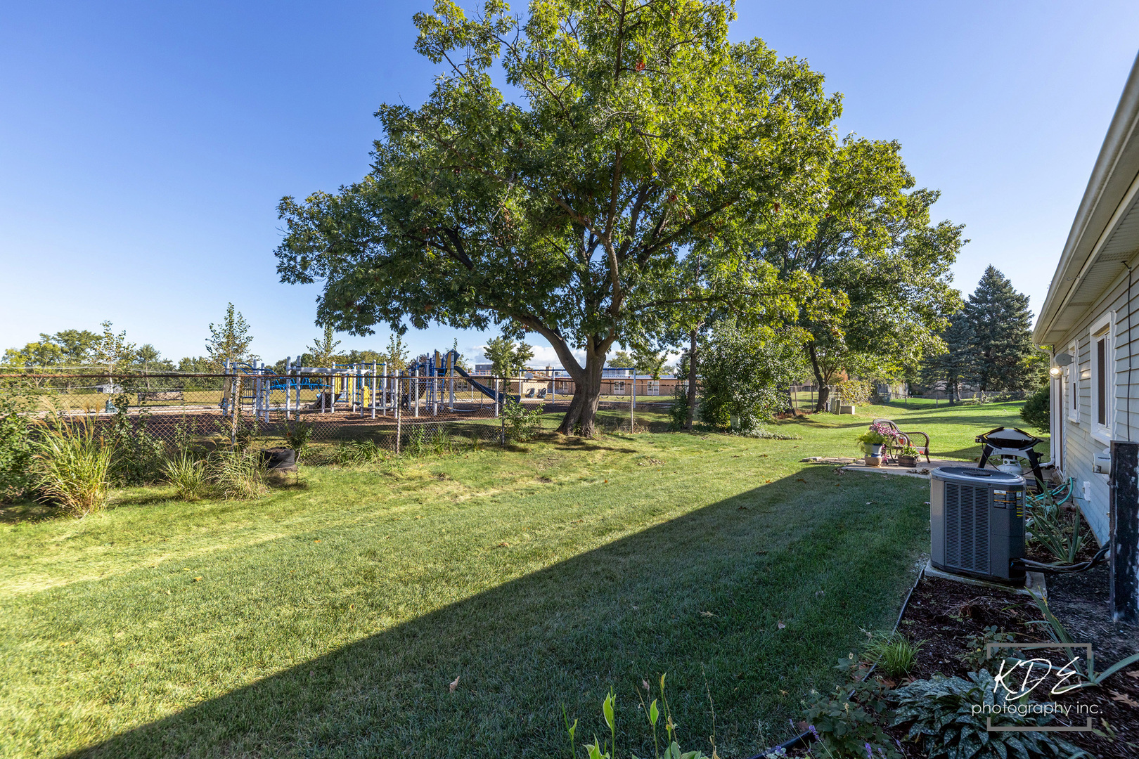 2732 Davos Avenue, Woodridge, IL 60517