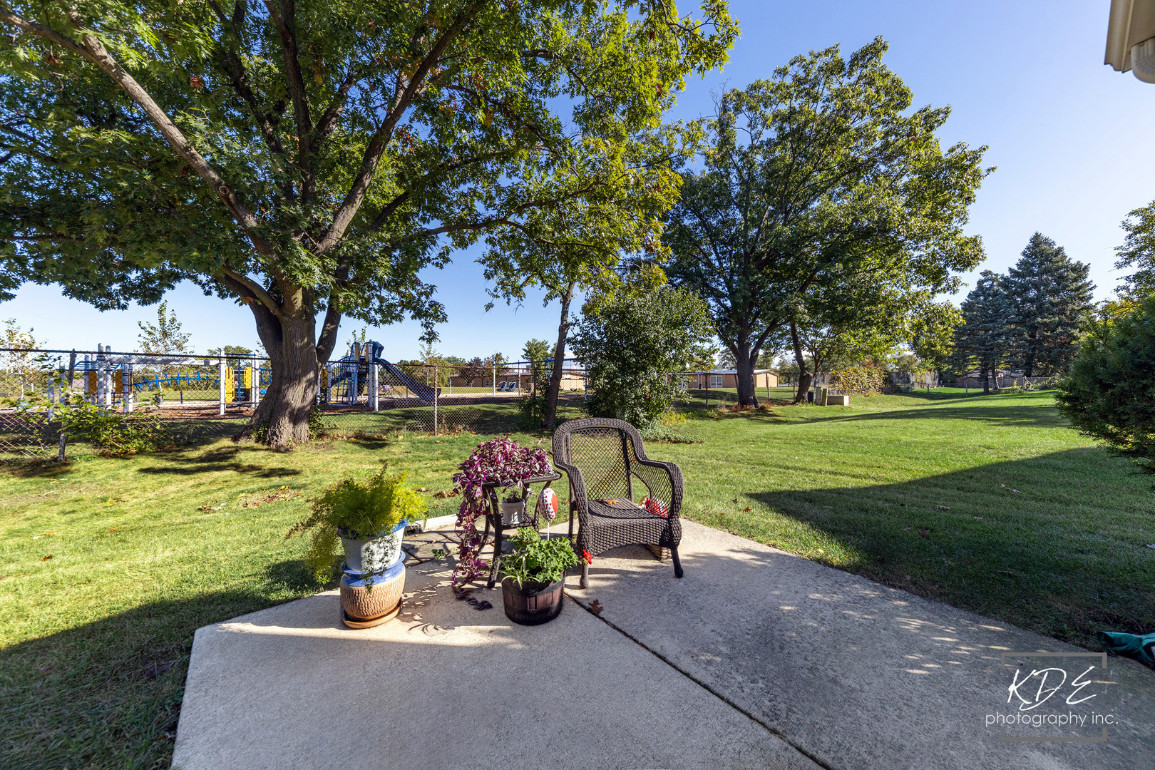2732 Davos Avenue, Woodridge, IL 60517