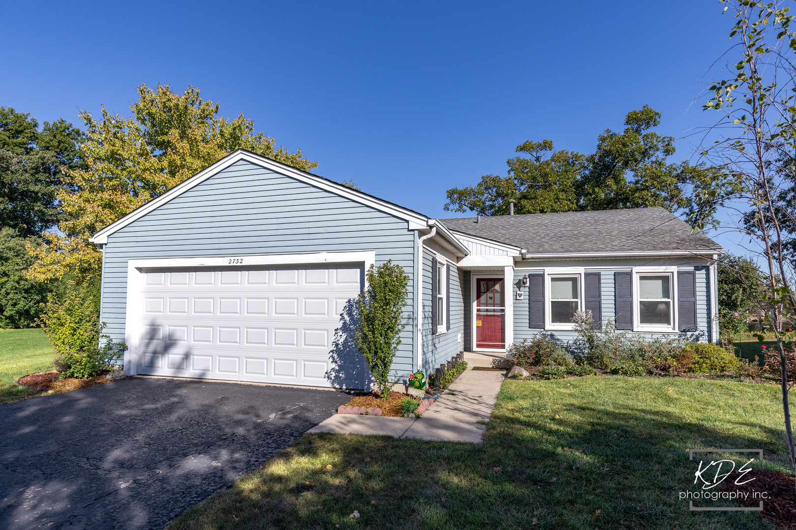 2732 Davos Avenue, Woodridge, IL 60517