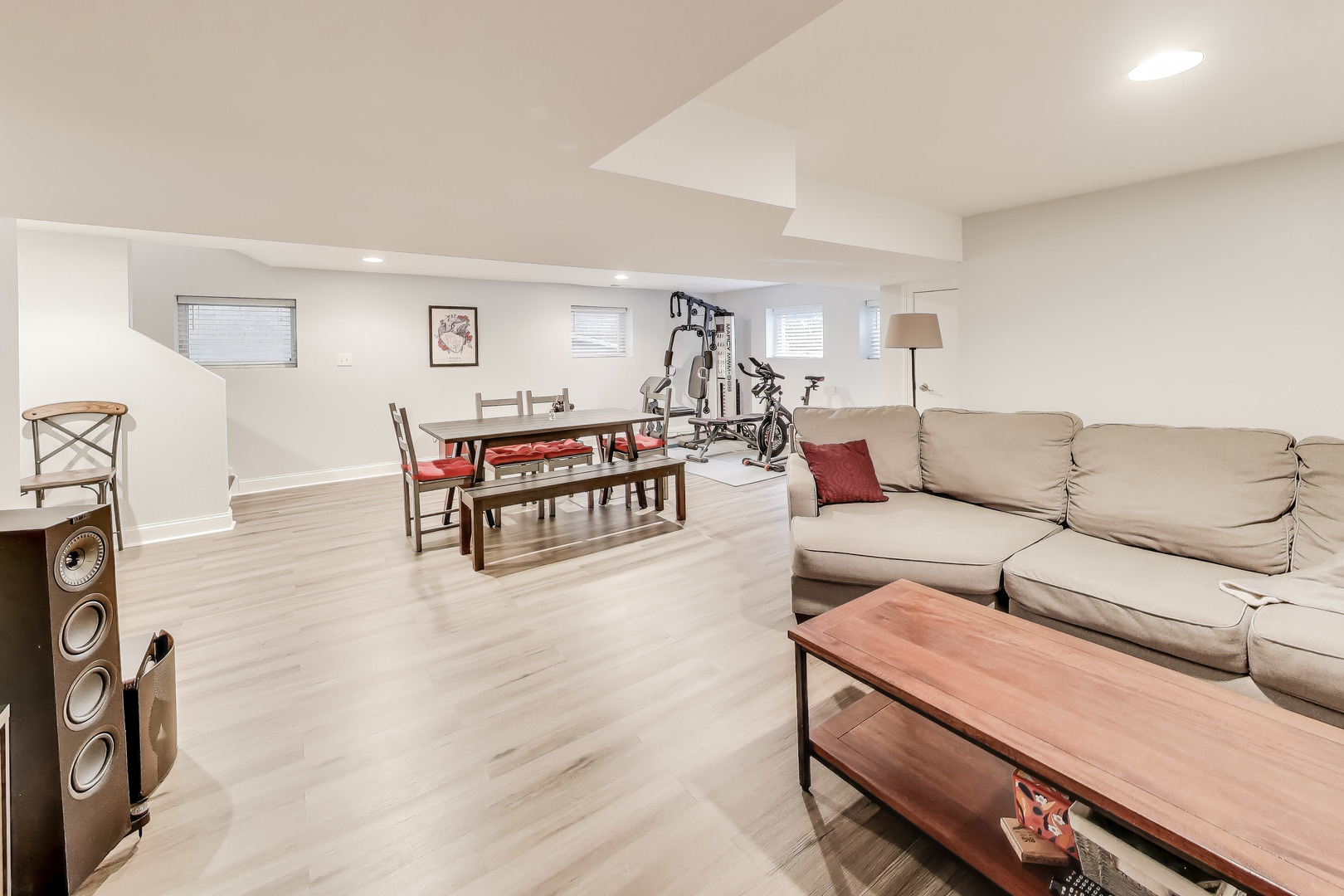 5013 W Dakin Street, Chicago, IL 60641