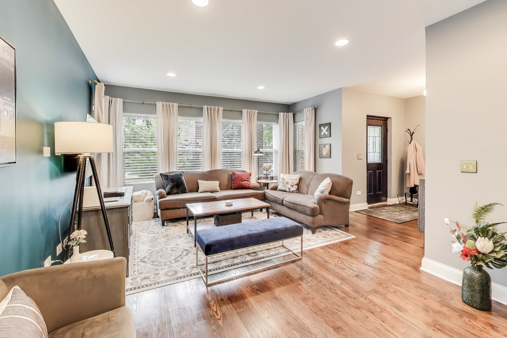 5013 W Dakin Street, Chicago, IL 60641