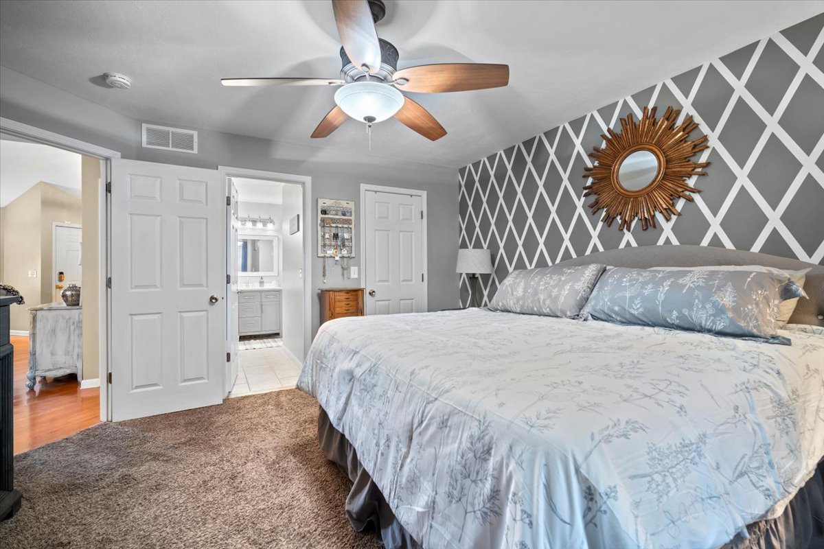 3509 Ballyford Drive, Bloomington, IL 61704