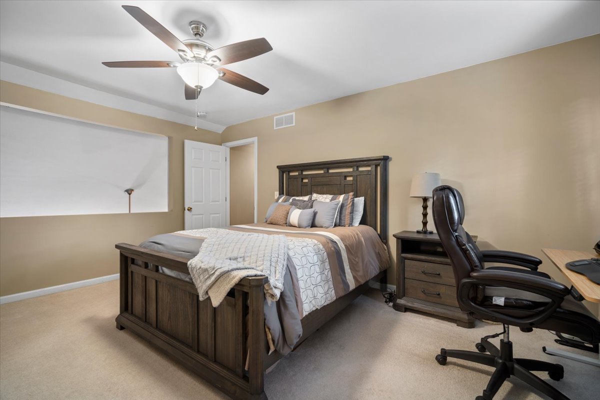 3509 Ballyford Drive, Bloomington, IL 61704