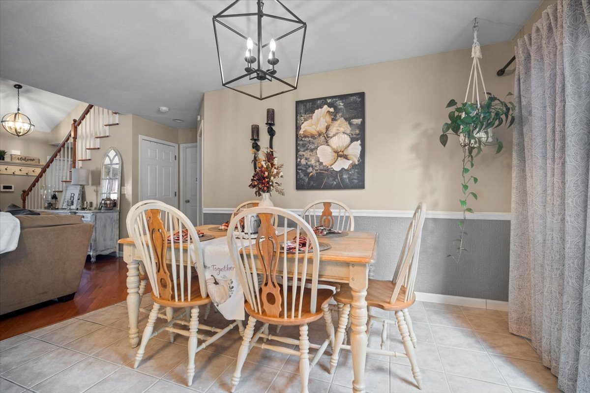 3509 Ballyford Drive, Bloomington, IL 61704