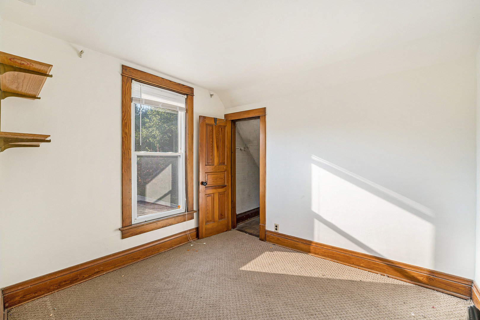 2528 McCool Road, Portage, IN 46368