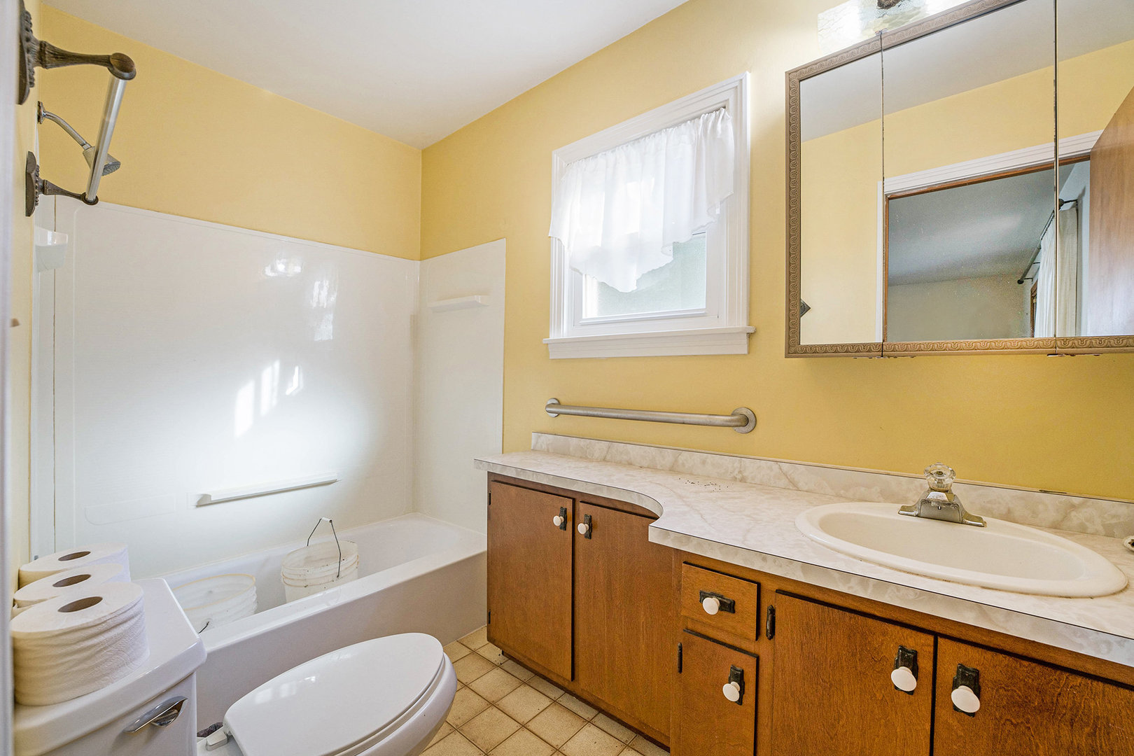 2528 McCool Road, Portage, IN 46368