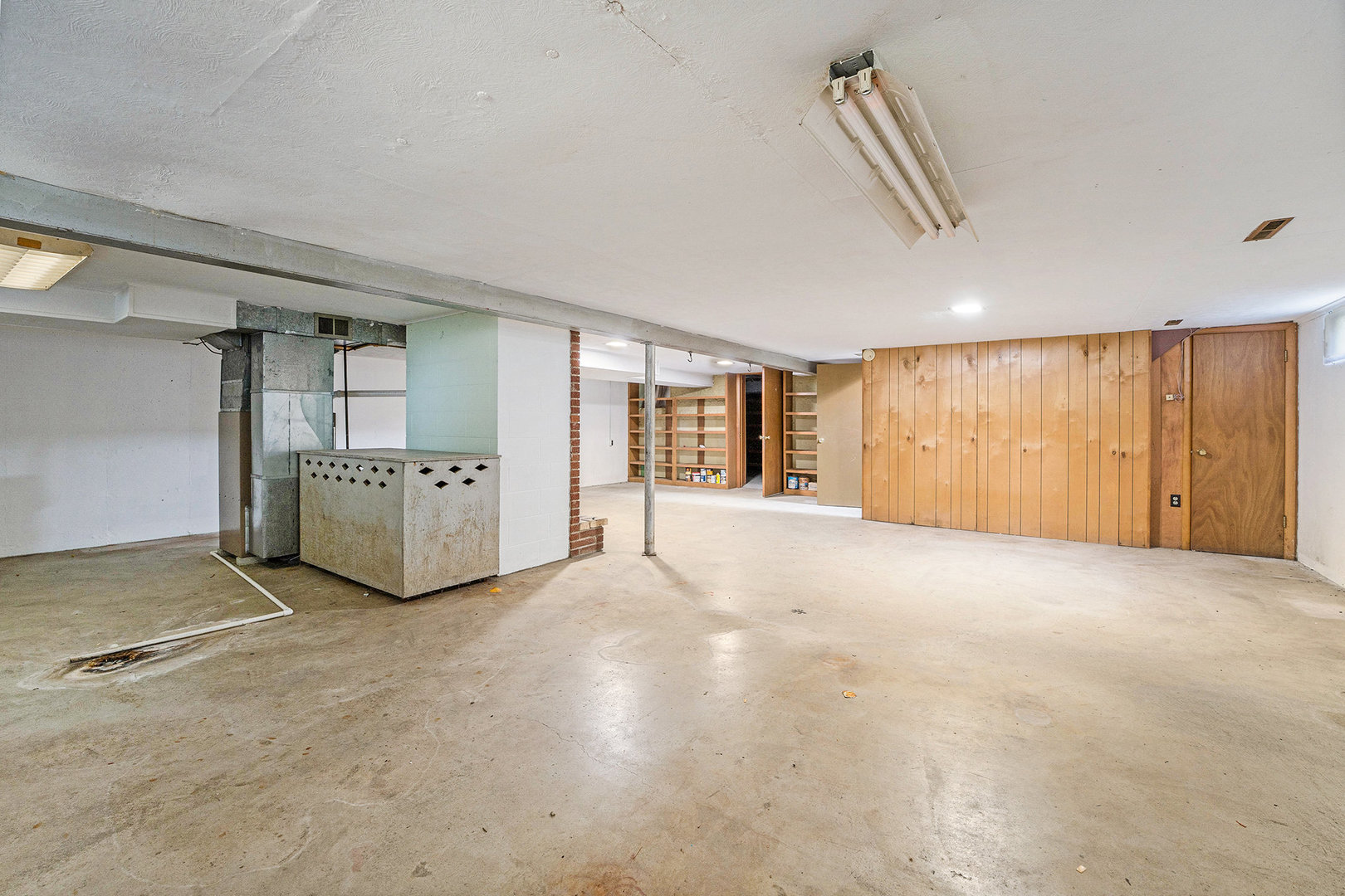 2528 McCool Road, Portage, IN 46368
