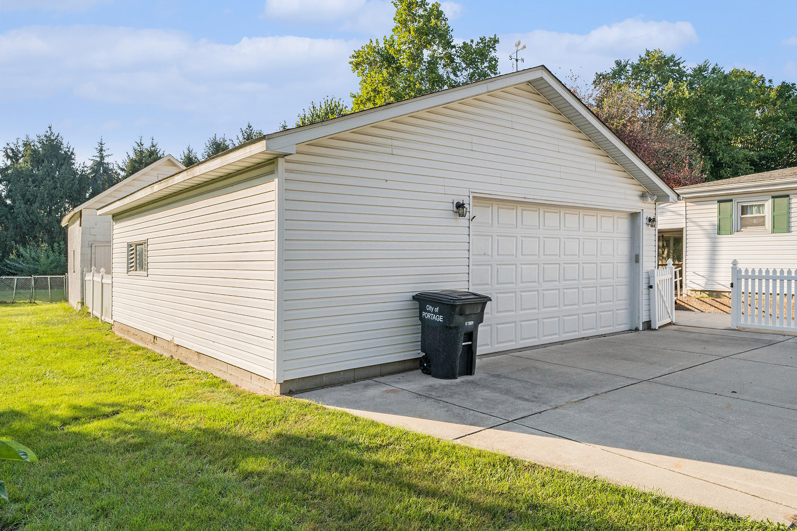 2528 McCool Road, Portage, IN 46368