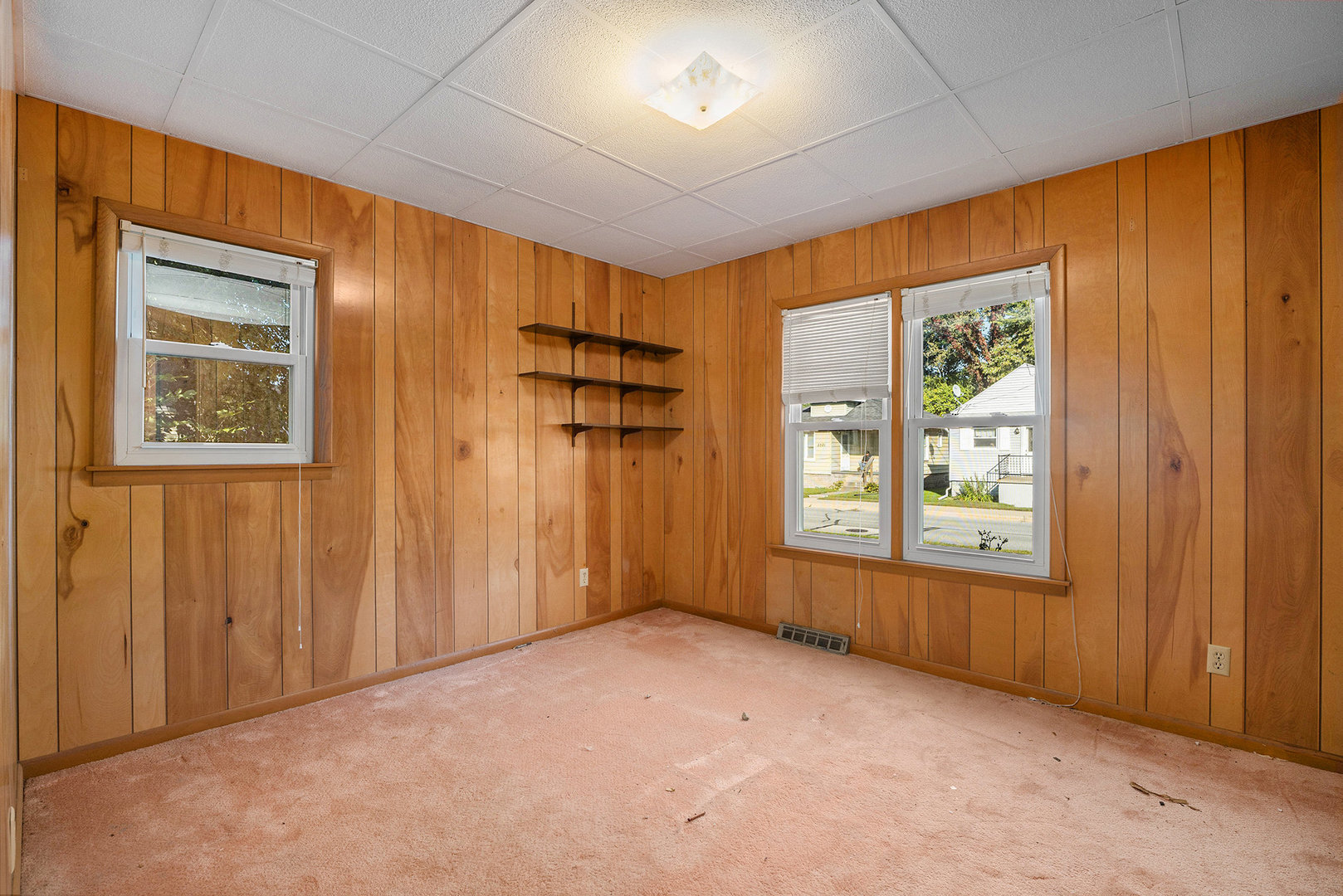 2528 McCool Road, Portage, IN 46368