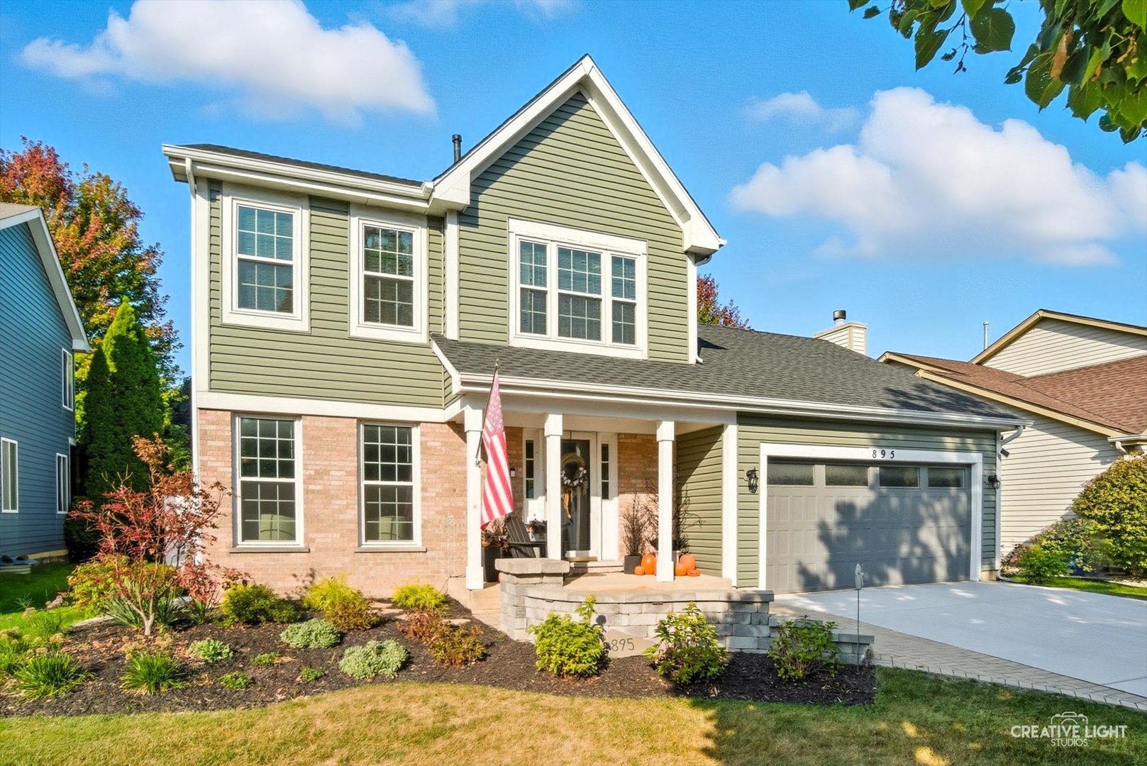 895 Lowell Lane, Naperville, IL 60540