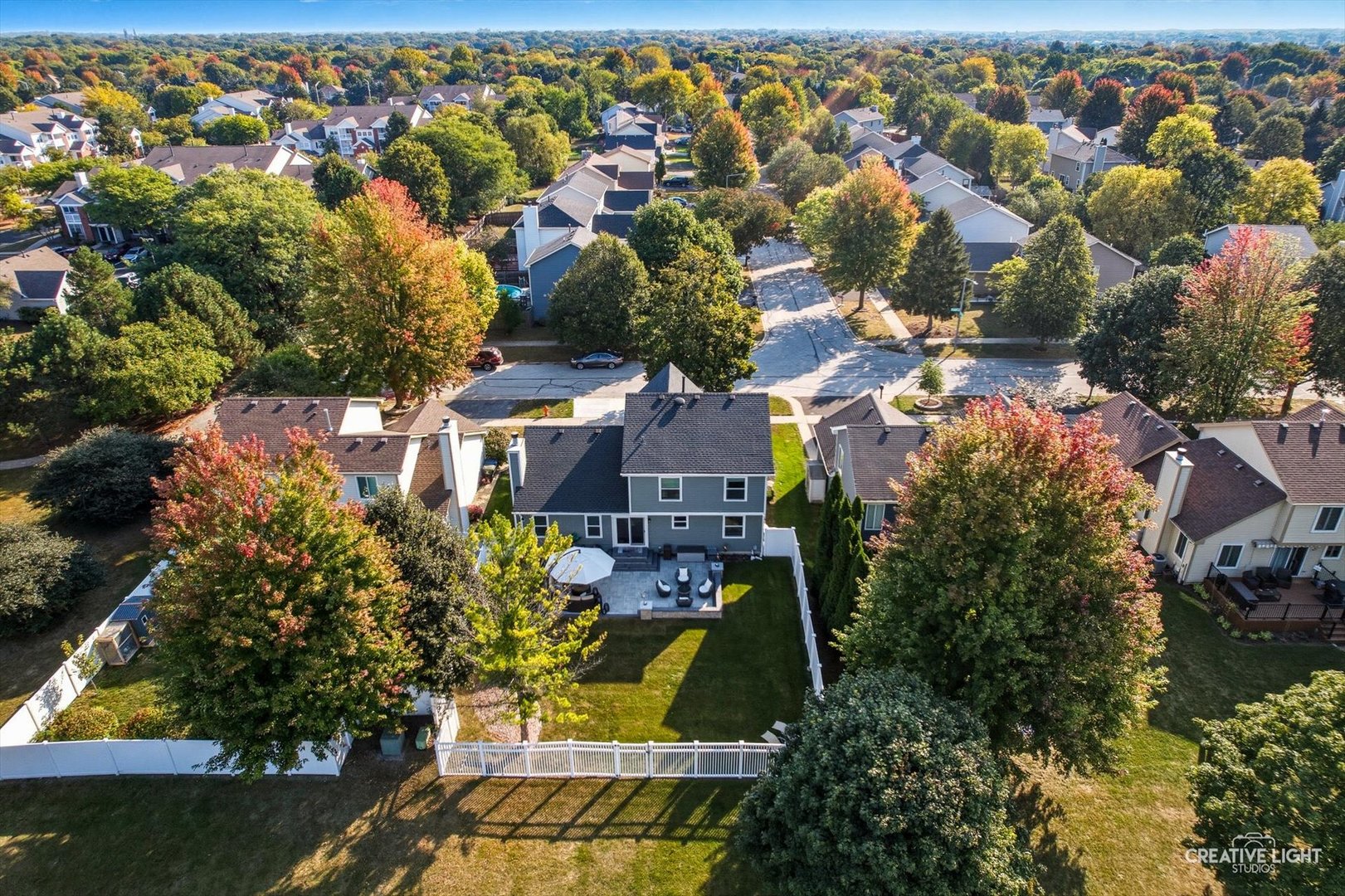 895 Lowell Lane, Naperville, IL 60540