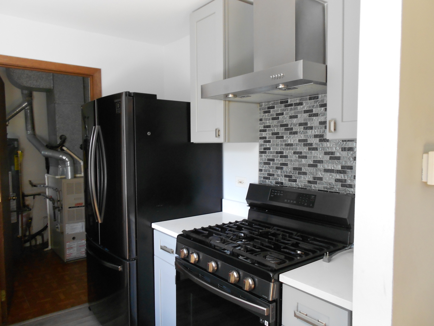 89 Stonefield Drive, Glendale Heights, IL 60139