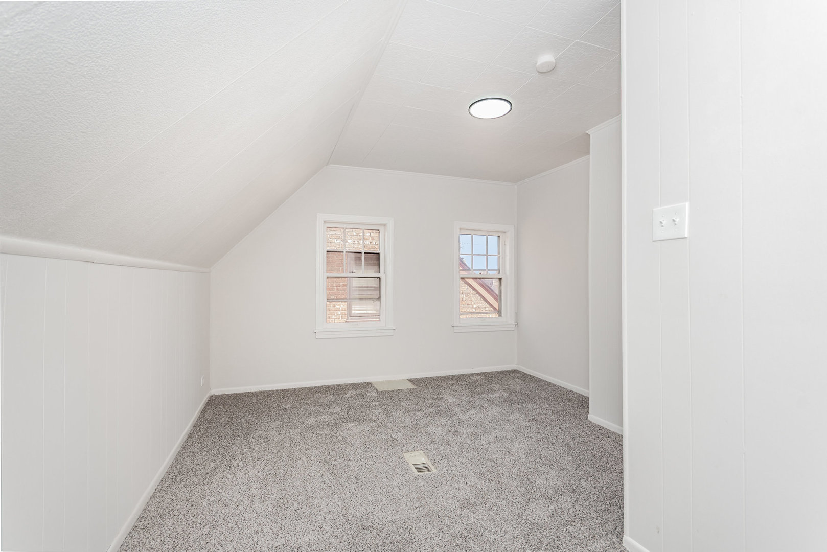 3853 W 86th Place, Chicago, IL 60652