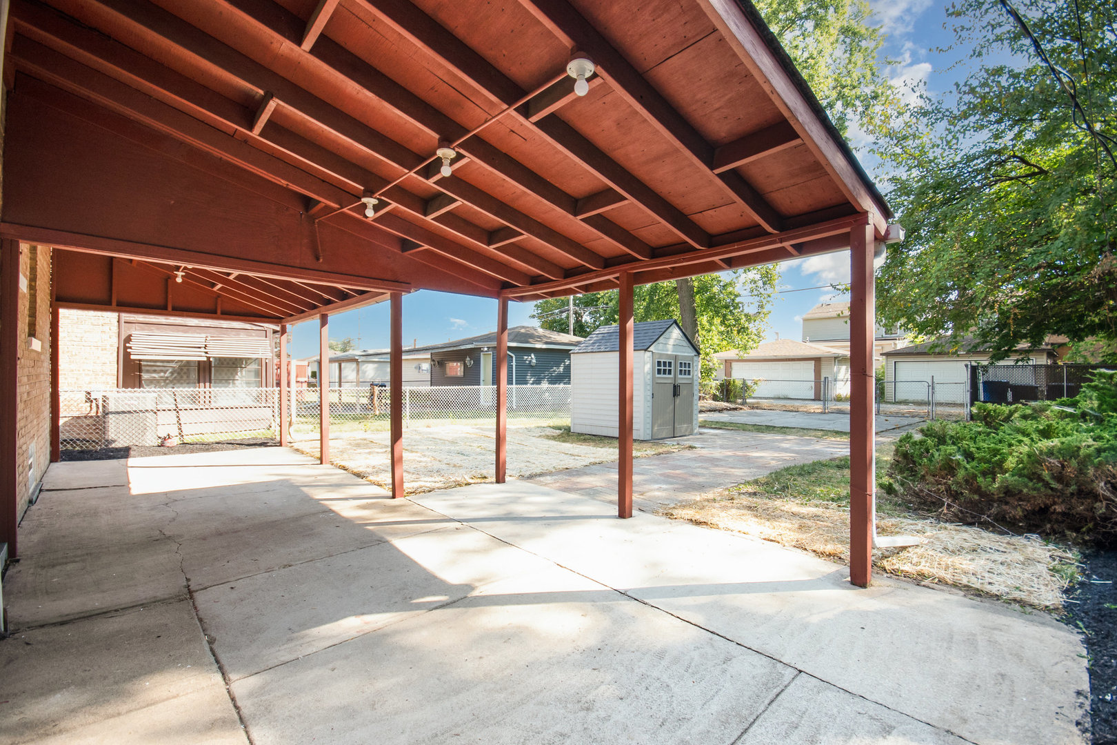 3853 W 86th Place, Chicago, IL 60652