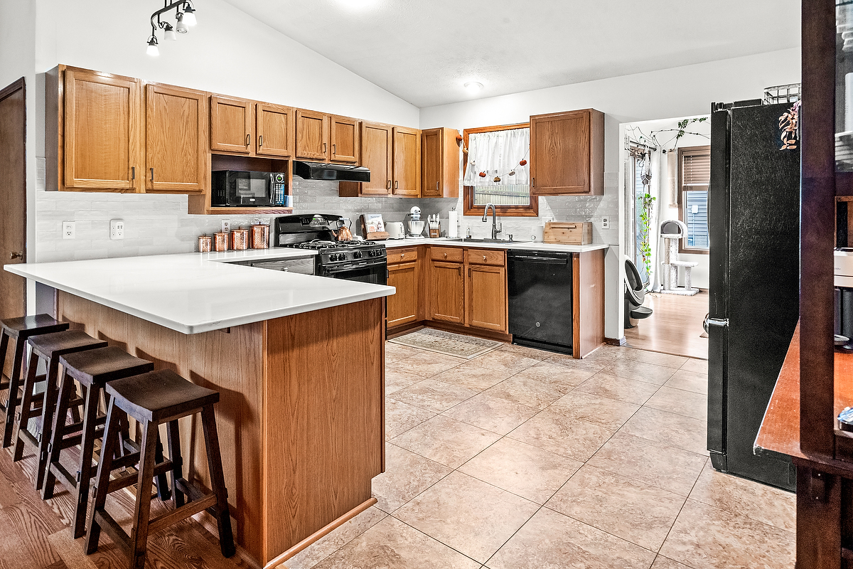 2905 Scarborough Street, Bloomington, IL 61705