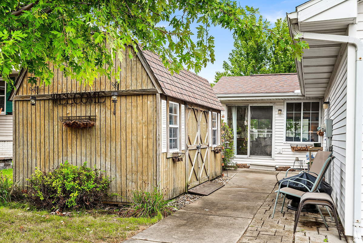 2905 Scarborough Street, Bloomington, IL 61705