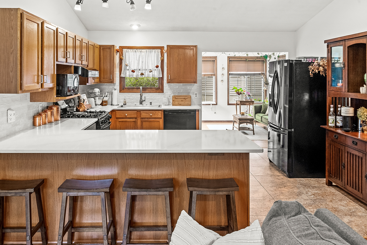 2905 Scarborough Street, Bloomington, IL 61705