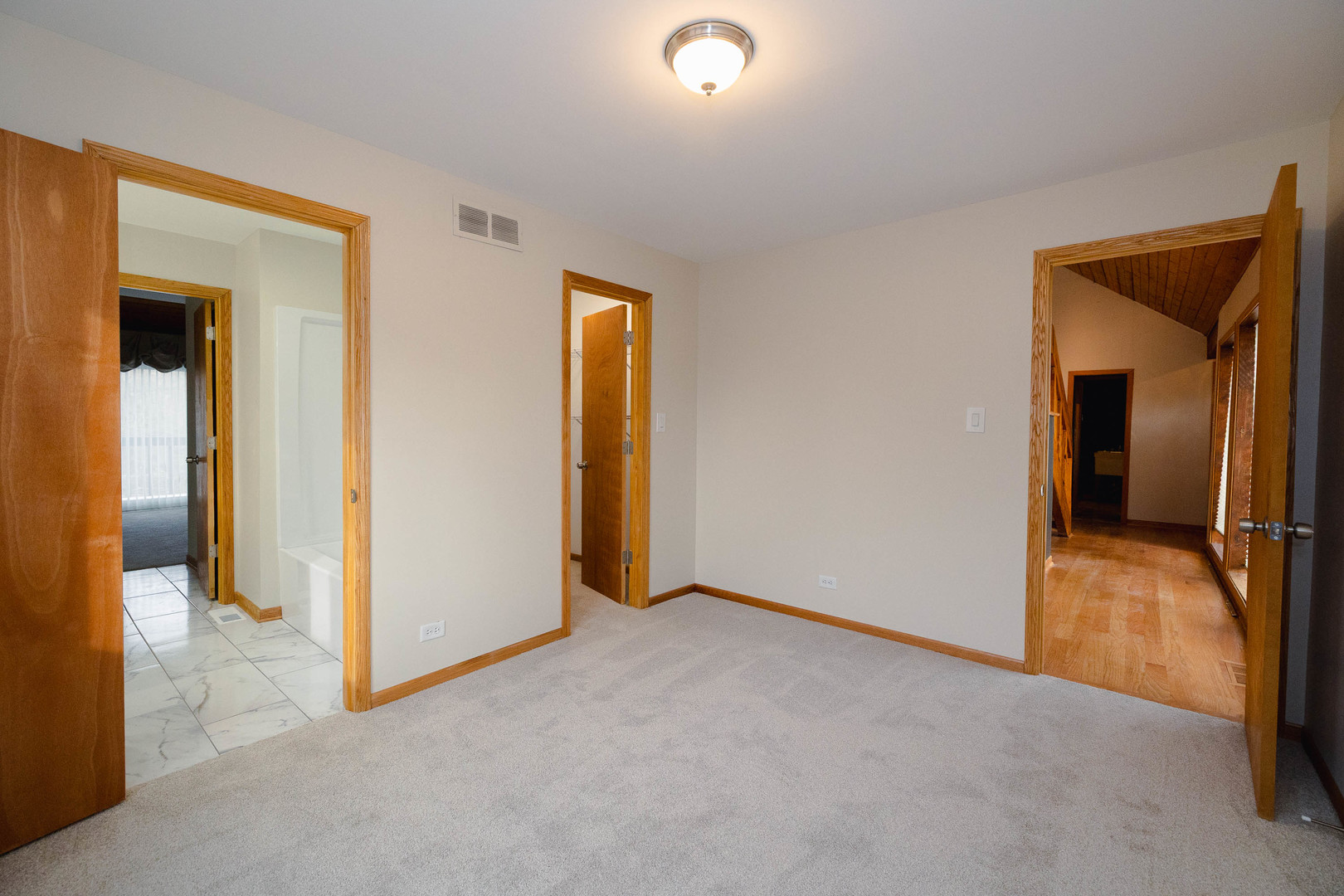 3161 E Bending Creek Trail, Crete, IL 60417