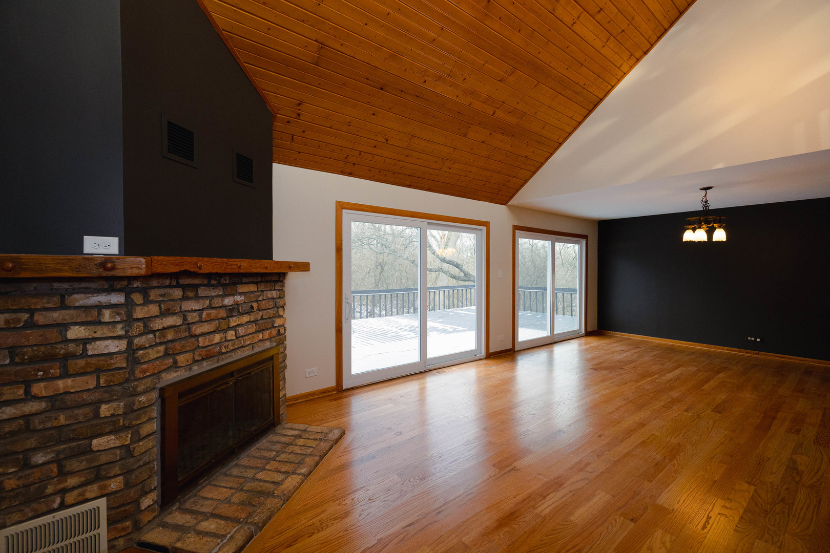 3161 E Bending Creek Trail, Crete, IL 60417