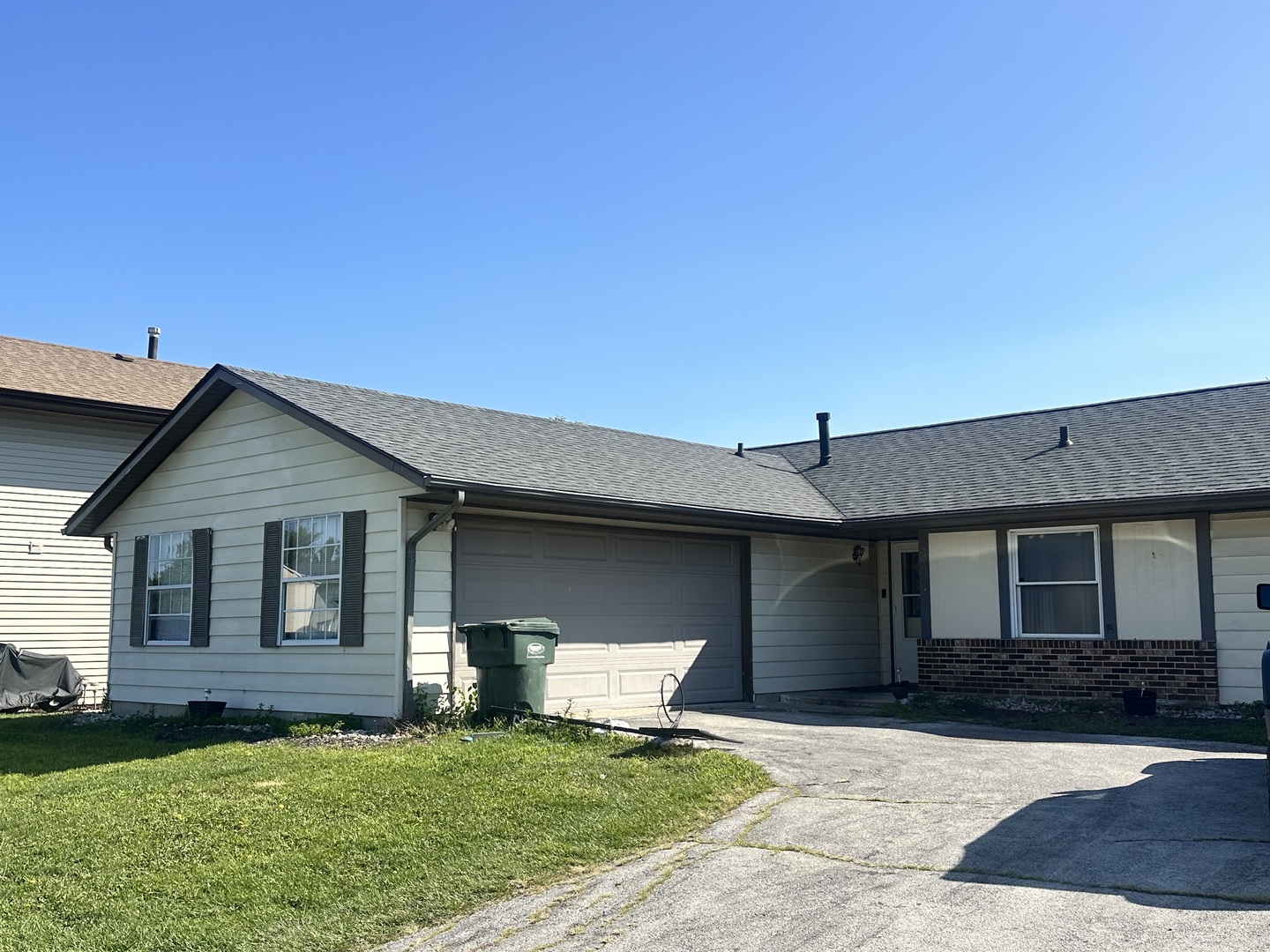 3525 Marseilles Lane, Hazel Crest, IL 60429