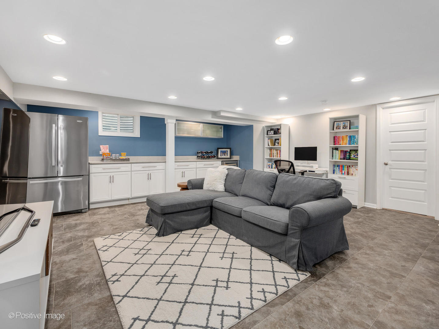 10913 Martindale Drive, Westchester, IL 60154