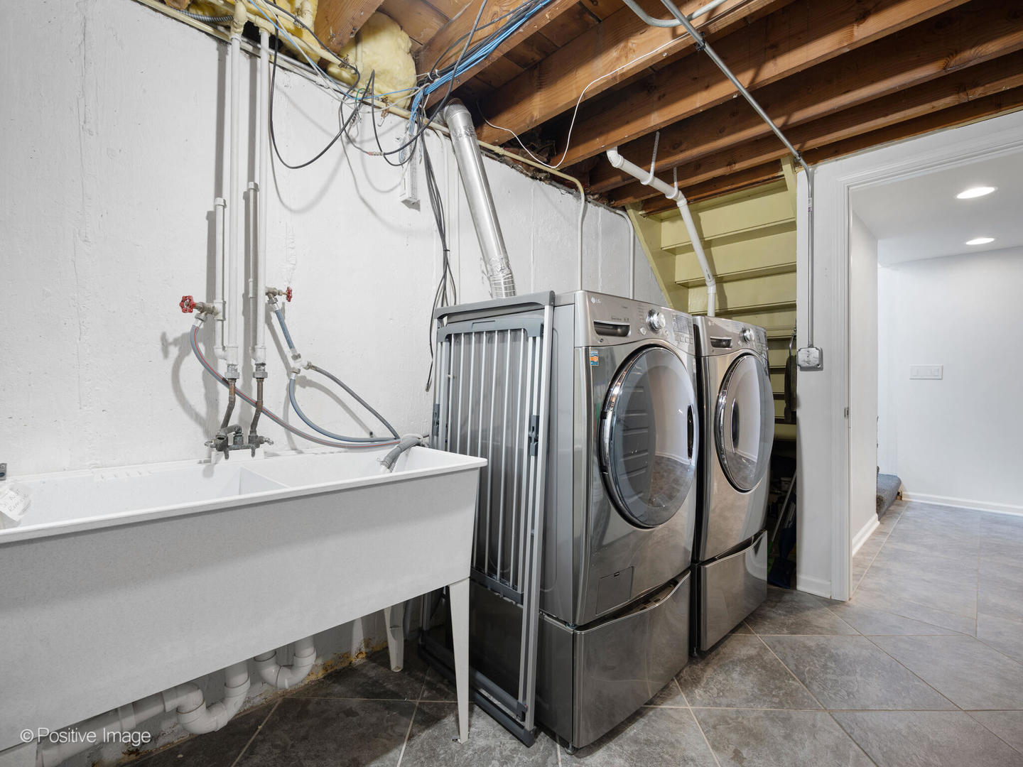 10913 Martindale Drive, Westchester, IL 60154