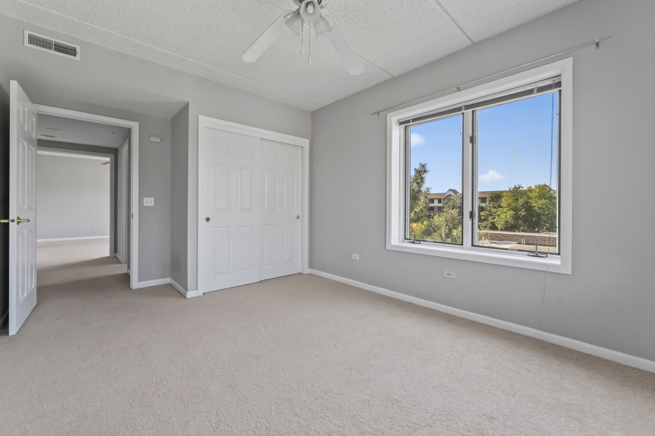 5 W Central Road #410, Mount Prospect, IL 60056