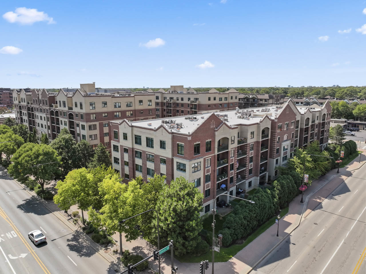 5 W Central Road #410, Mount Prospect, IL 60056