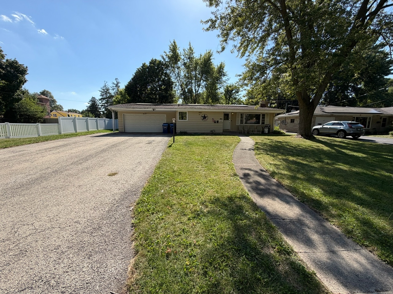 628 High Terrace, DeKalb, IL 60115