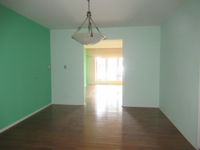 928 Woodland Drive, Wheeling, IL 60090