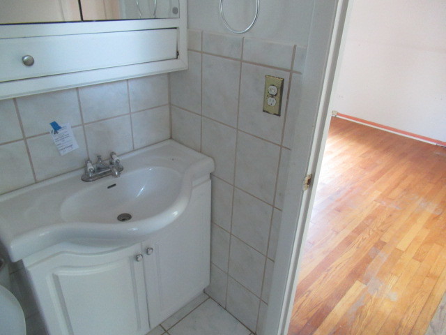 928 Woodland Drive, Wheeling, IL 60090