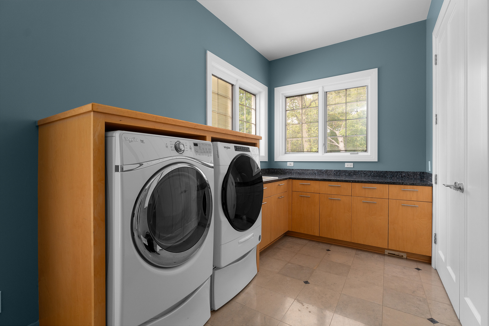 53 Abbeyfeale Drive, Oswego, IL 60543