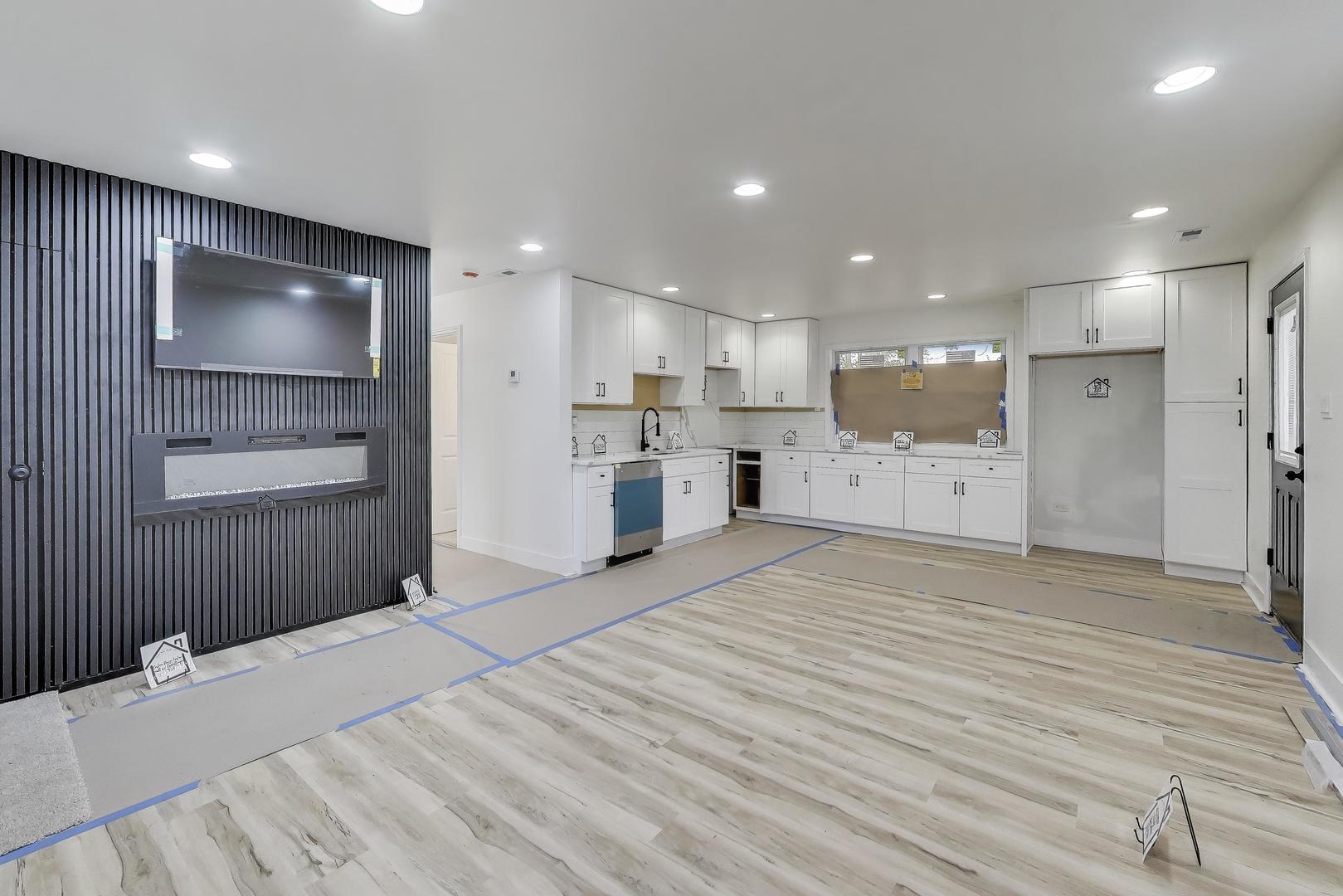 1947 Yale Avenue, Chicago Heights, IL 60411