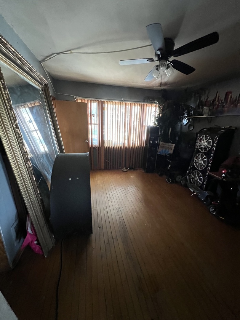 208 28th Avenue, Bellwood, IL 60104