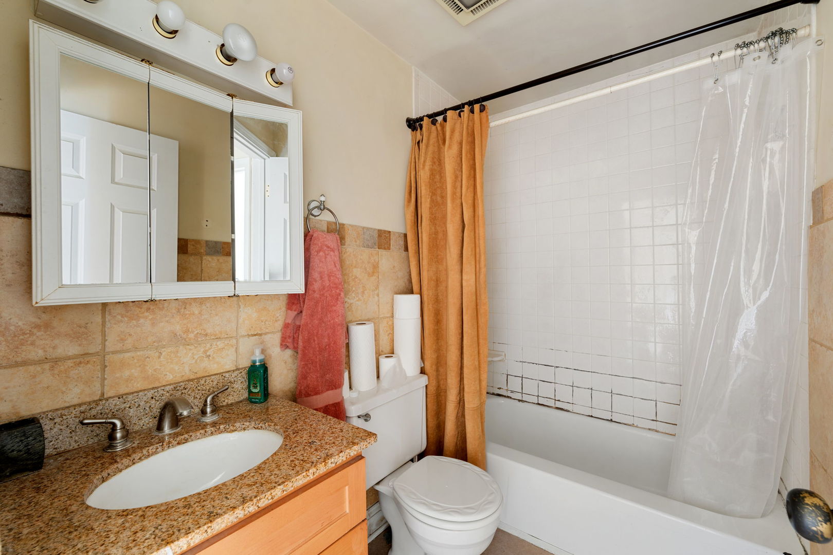 1520 S Fairfield Avenue #32C, Lombard, IL 60148