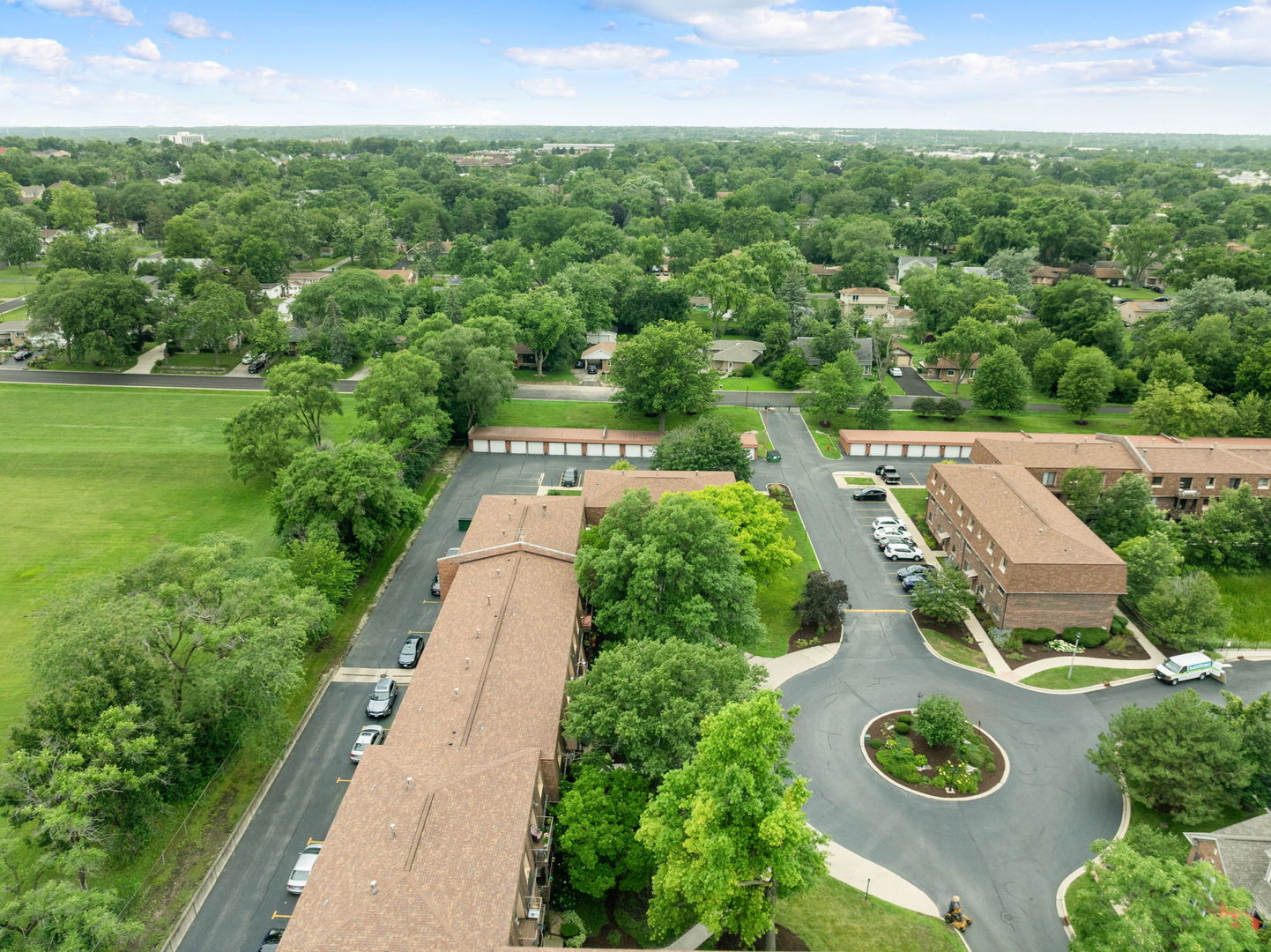 1520 S Fairfield Avenue #32C, Lombard, IL 60148