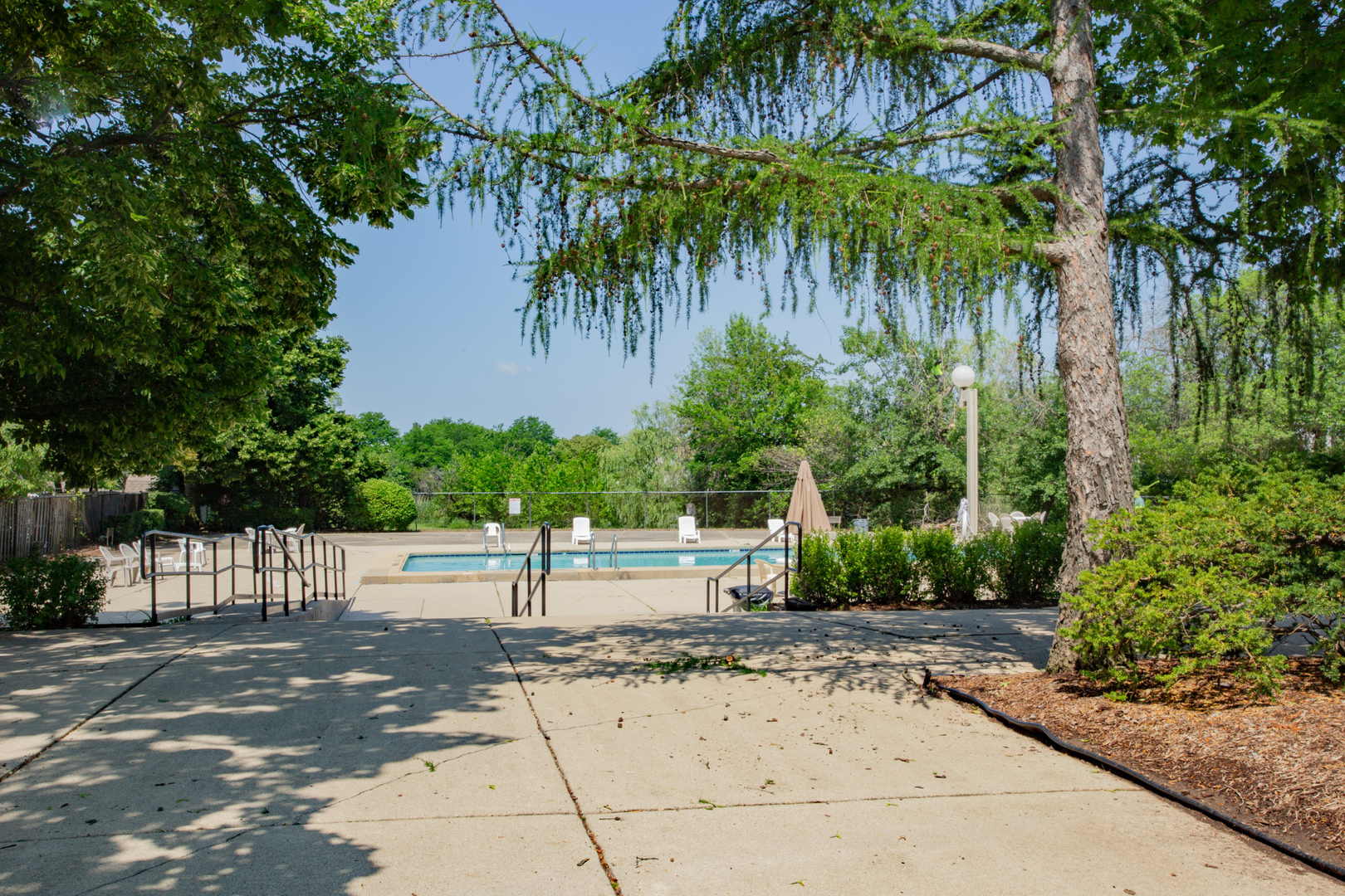 1880 Bonnie Lane #410, Hoffman Estates, IL 60169