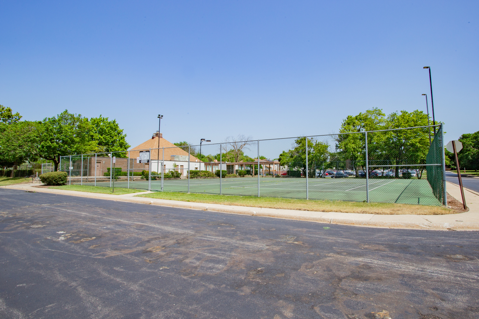 1880 Bonnie Lane #410, Hoffman Estates, IL 60169