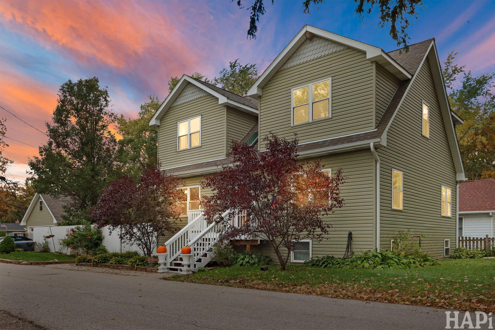 2624 Elm Oak Lane, McHenry, IL 60051