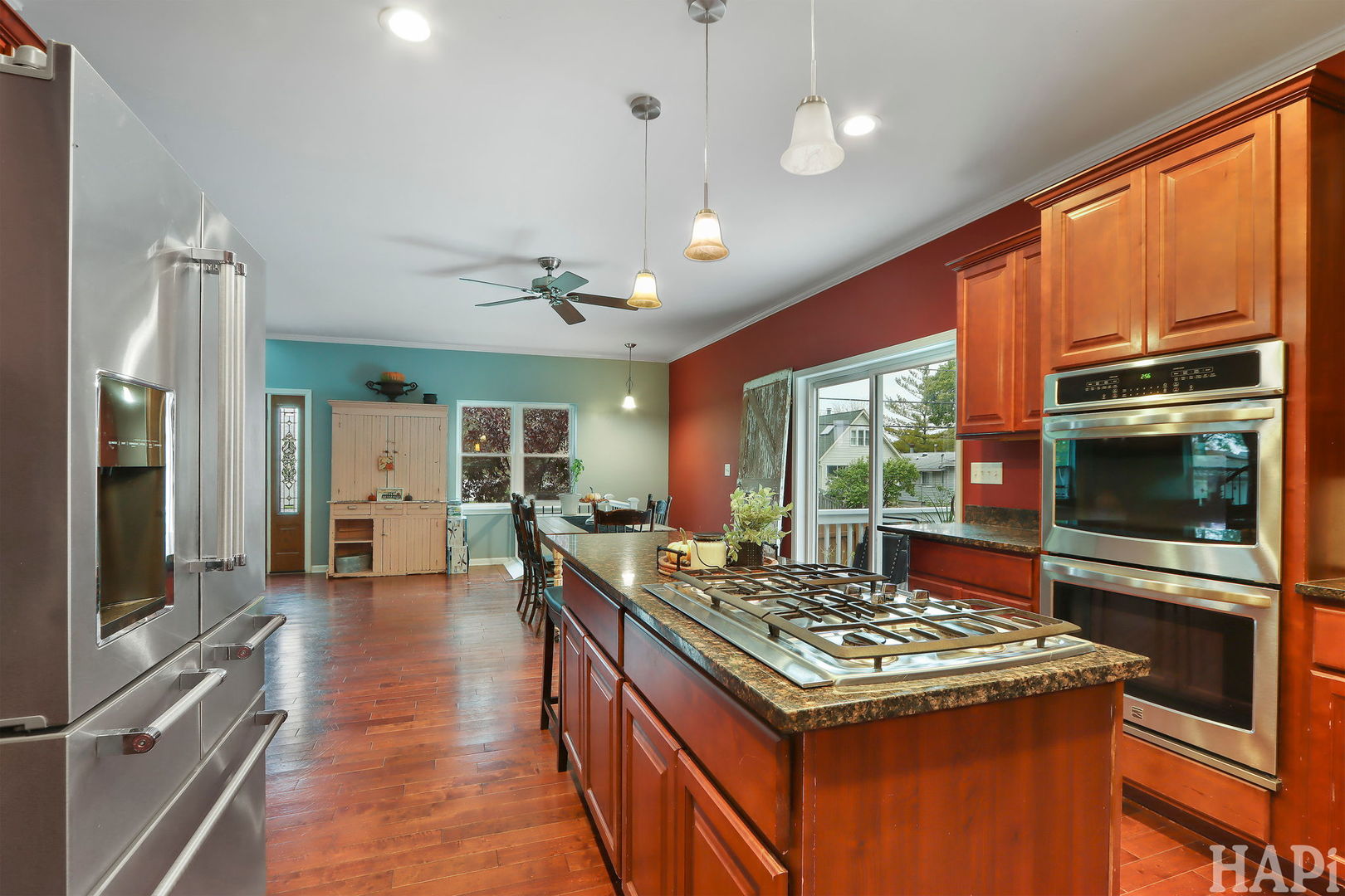 2624 Elm Oak Lane, McHenry, IL 60051