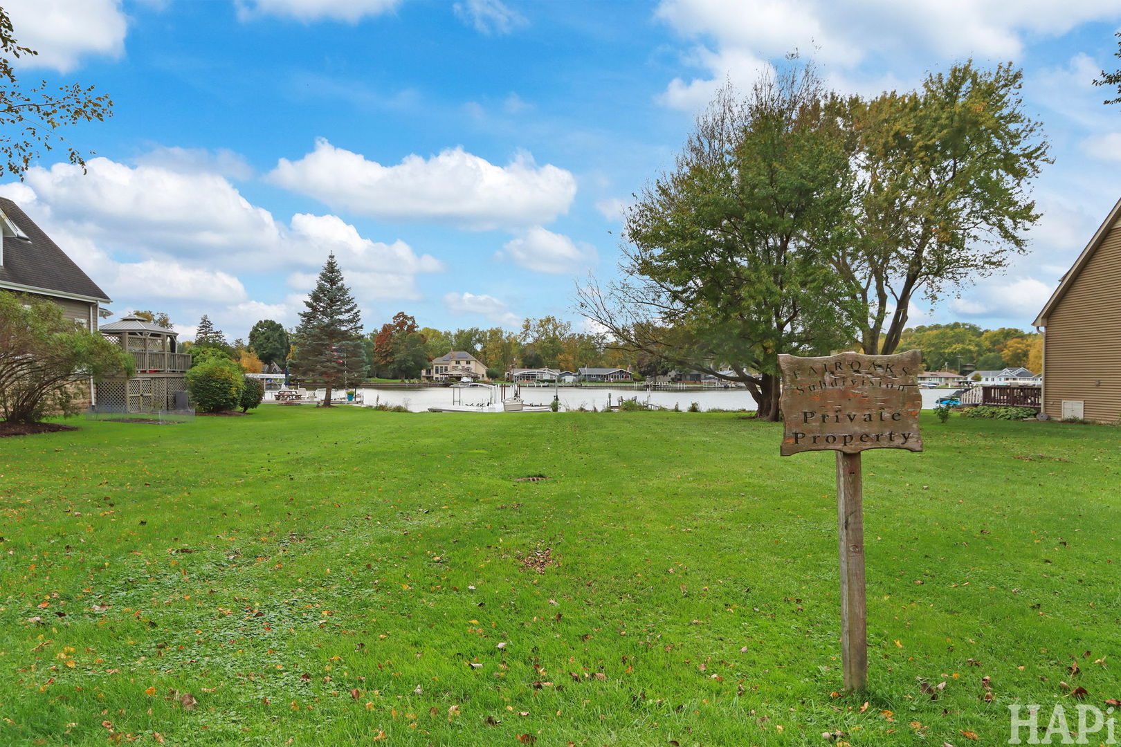2624 Elm Oak Lane, McHenry, IL 60051