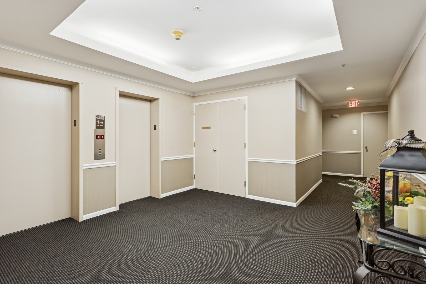 501 Forest Avenue #305, Glen Ellyn, IL 60137