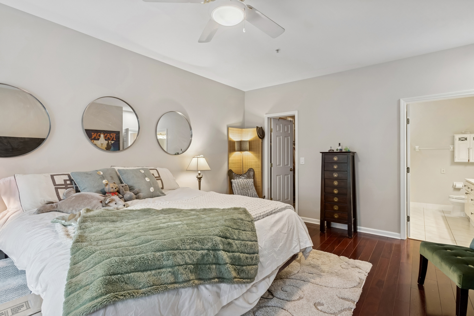 501 Forest Avenue #305, Glen Ellyn, IL 60137